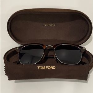 Super Sharp Tom Ford Sunglasses! Must See!